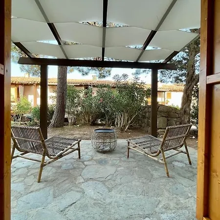 Casa Indipendente Con Giardino Hébergement de vacances Porto Rotondo